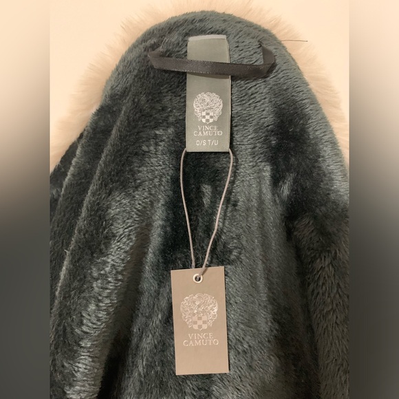 Creme / Tan, Black and White Plaid Tweed Mix Color Fur Cape - Picture 17 of 17